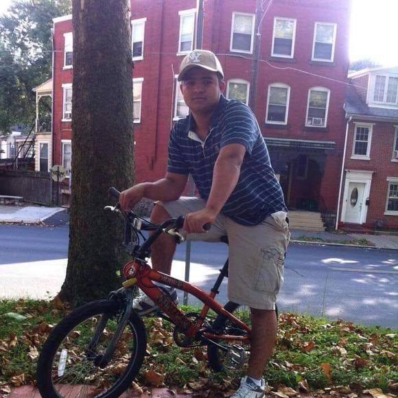 Meet your Posher, Edwin - Picture 1 of 1